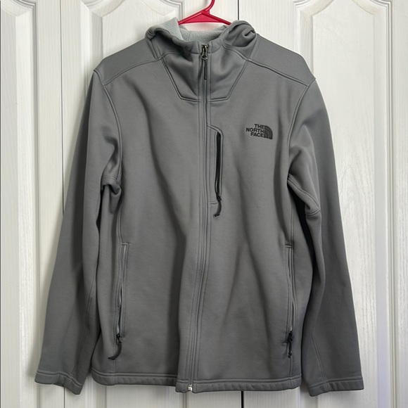 The North Face Men's Gray Jacket - Picture 1 of 3